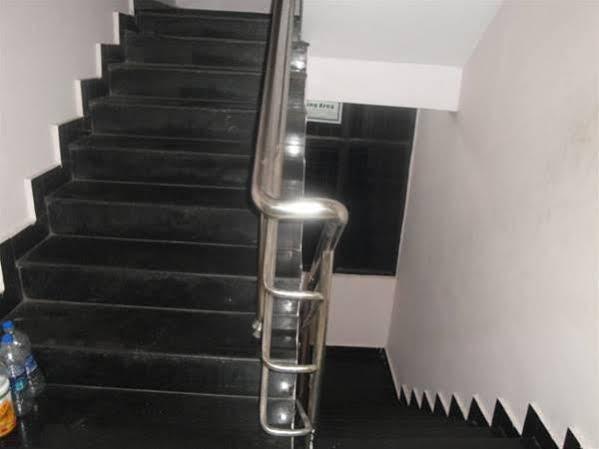 Oyo Hotel Lakshmi Paradise Visakhapatnam Zewnętrze zdjęcie