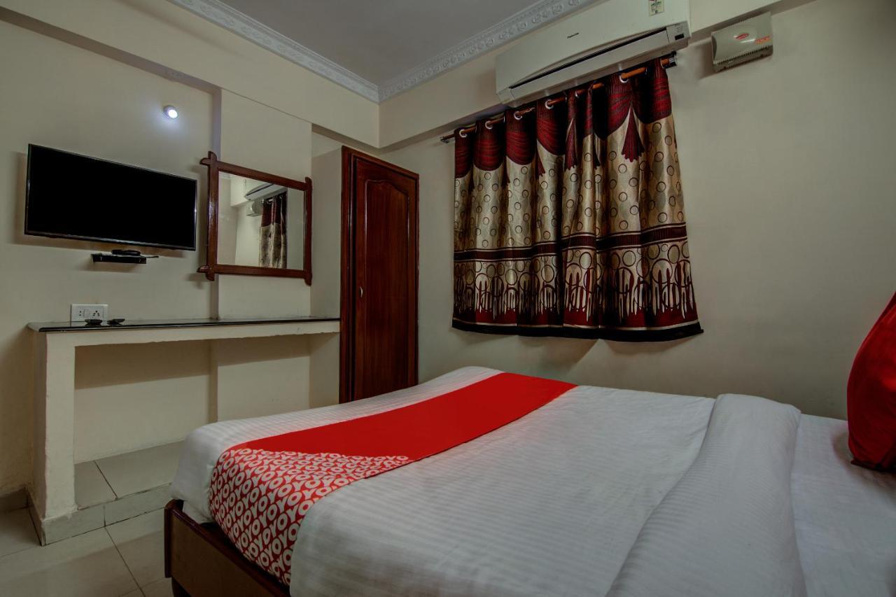 Oyo Hotel Lakshmi Paradise Visakhapatnam Zewnętrze zdjęcie