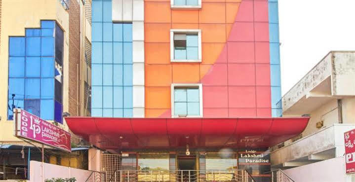 Oyo Hotel Lakshmi Paradise Visakhapatnam Zewnętrze zdjęcie